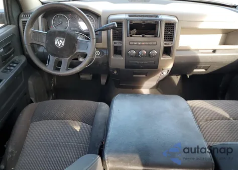 2011 Dodge Ram 1500 z USA, uszkodzony, nr VIN 1D7RB1GT3BS538454